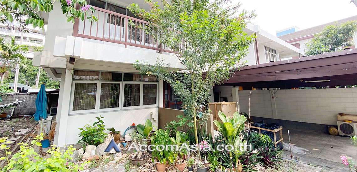10  3 br House For Sale in Sathorn ,Bangkok BTS Chong Nonsi - MRT Lumphini AA25155