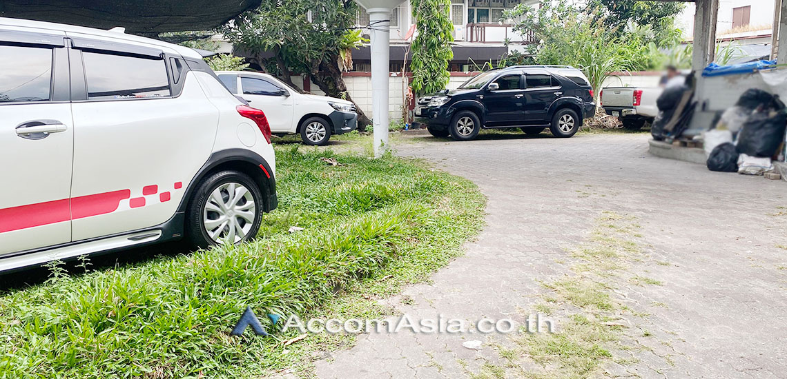 11  3 br House For Sale in Sathorn ,Bangkok BTS Chong Nonsi - MRT Lumphini AA25155