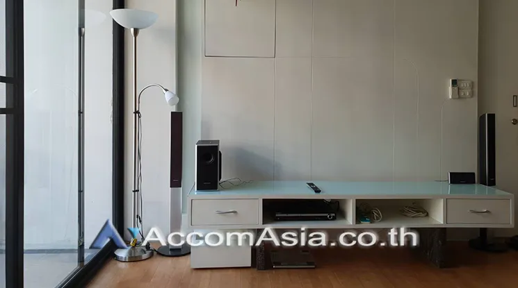 unit 2 Bedrooms  Condominium For Sale in Ratchadaphisek, Bangkok  near MRT Thailand Cultural Center (AA25167)