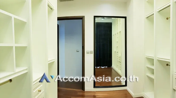 unit 2 Bedrooms  Condominium For Rent in Sukhumvit, Bangkok  near BTS Thong Lo (AA25207)