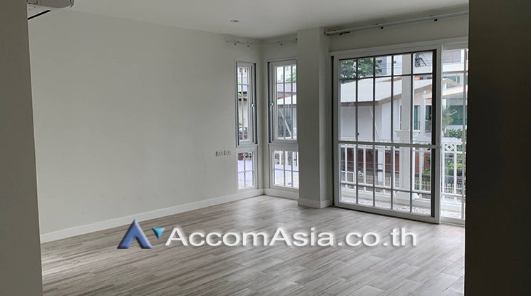 4  4 br House For Rent in Sukhumvit ,Bangkok BTS Phrom Phong AA25250