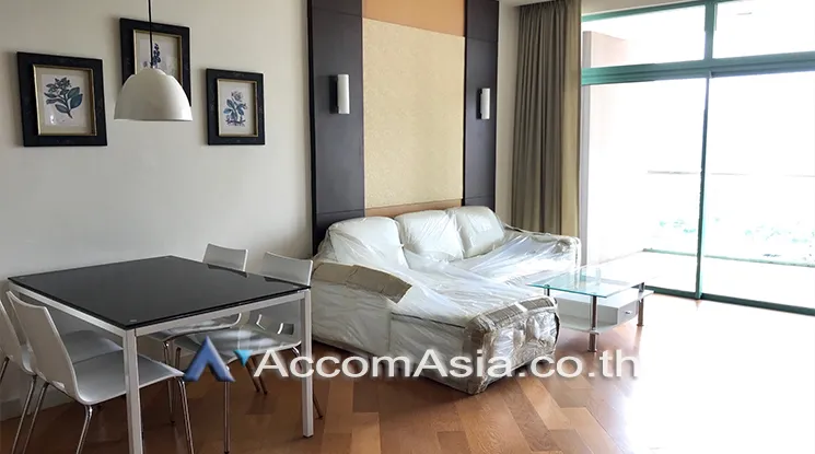 unit 1 Bedroom  Condominium For Sale in Rama 3, Bangkok  near BTS Saphan Taksin (AA25299)