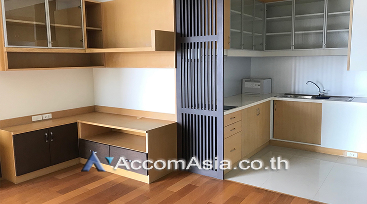  1  1 br Condominium For Sale in Rama 3 ,Bangkok BTS Saphan Taksin at Chatrium Riverside AA25299