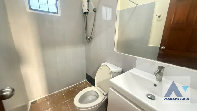 14  3 br House for rent and sale in Sukhumvit ,Bangkok BTS Thong Lo AA25432