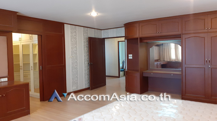  1  3 br Condominium for rent and sale in Sukhumvit ,Bangkok BTS Thong Lo at Karuehart Thongthip AA25464