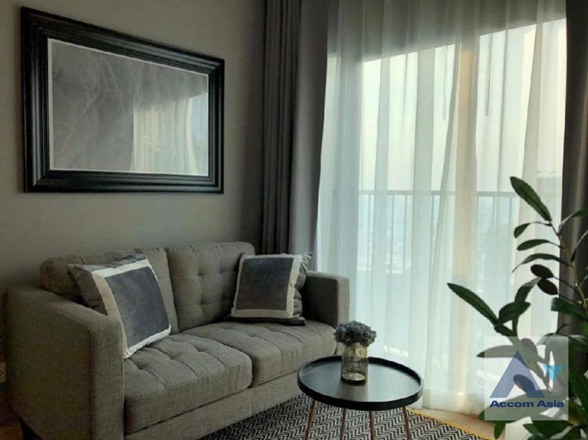  1  2 br Condominium For Sale in Ratchadaphisek ,Bangkok MRT Thailand Cultural Center at Noble Revolve Ratchada 2 AA25502