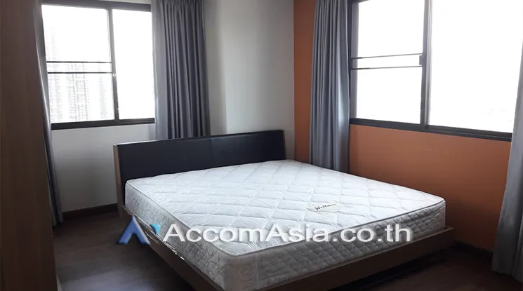 5  2 br Condominium For Sale in Sukhumvit ,Bangkok BTS Phra khanong at Vista Garden Prestige AA25511