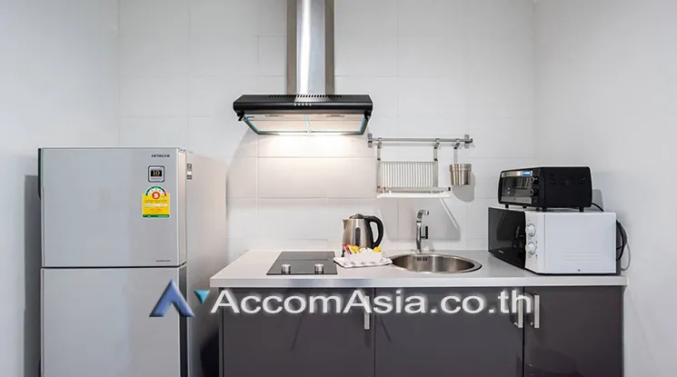 8  1 br Apartment For Rent in Ploenchit ,Bangkok BTS Chitlom - MRT Lumphini at Low-Rise Cozy Apartment, 5 mins walk to Lumpini park AA25647