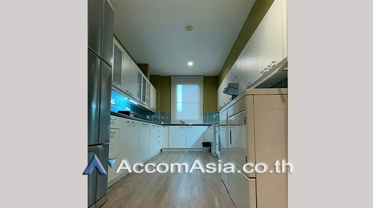 12  3 br Apartment For Rent in Ploenchit ,Bangkok BTS Chidlom - MRT Lumphini at Low-Rise Cozy Apartment, 5 mins walk to Lumpini park AA25648