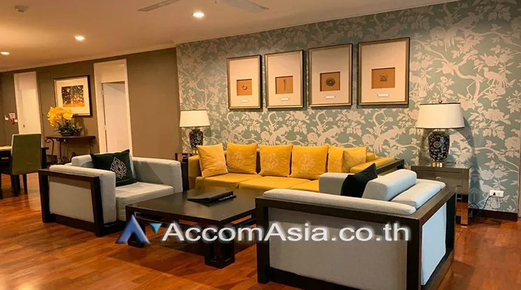  1  3 br Apartment For Rent in Ploenchit ,Bangkok BTS Chidlom - MRT Lumphini at Low-Rise Cozy Apartment, 5 mins walk to Lumpini park AA25648