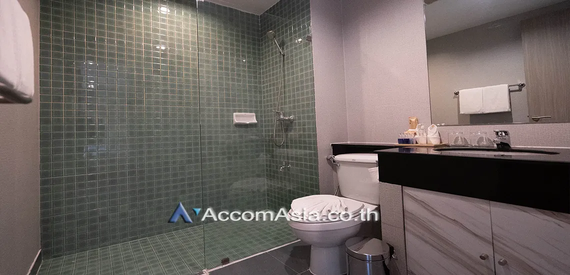6  4 br Apartment For Rent in Ploenchit ,Bangkok BTS Chidlom - MRT Lumphini at Low-Rise Cozy Apartment, 5 mins walk to Lumpini park AA25653