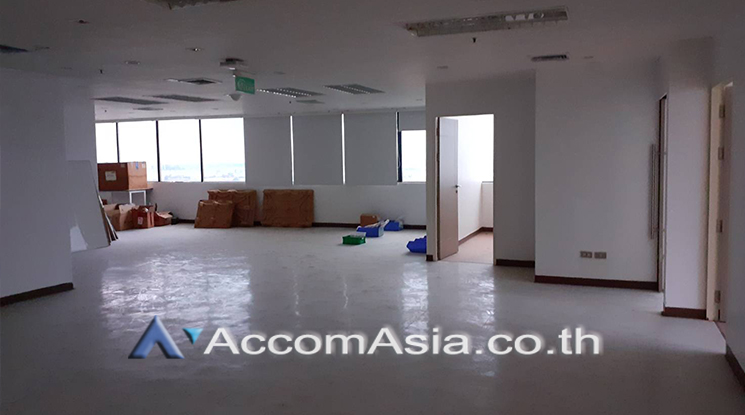  1  Office Space For Rent in Phaholyothin ,Bangkok BTS Sanam Pao at SM tower AA25678