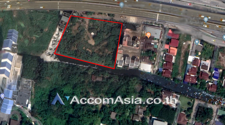  2  Land For Sale in Ratchadaphisek ,Bangkok  AA25703