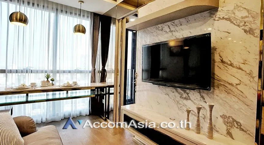 unit 1 Bedroom  Condominium For Rent & Sale in Silom, Bangkok  near MRT Sam Yan (AA25704)