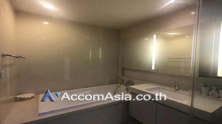 unit 1 Bedroom  Condominium For Rent & Sale in Sukhumvit, Bangkok  near BTS Thong Lo (AA25732)