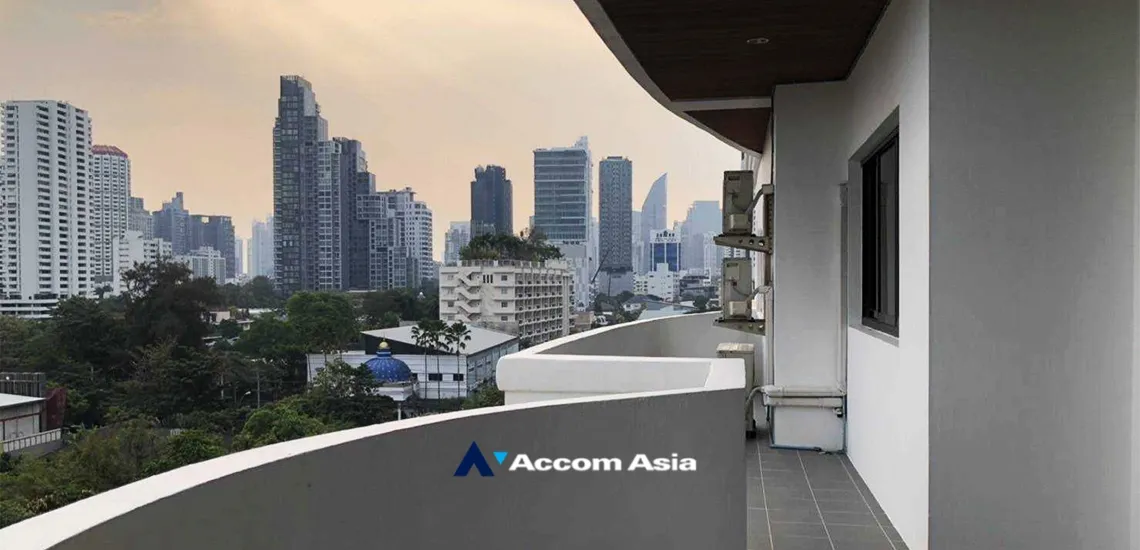 6  3 br Apartment for rent and sale in Sukhumvit ,Bangkok BTS Ekkamai at Panoramic view on balcony AA25768