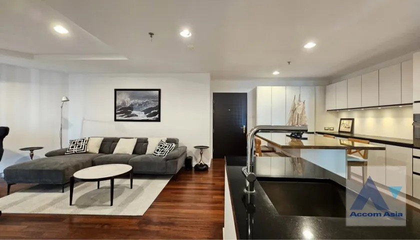unit 2 Bedrooms  Condominium For Rent & Sale in Ratchadaphisek, Bangkok  near MRT Rama 9 (AA25774)