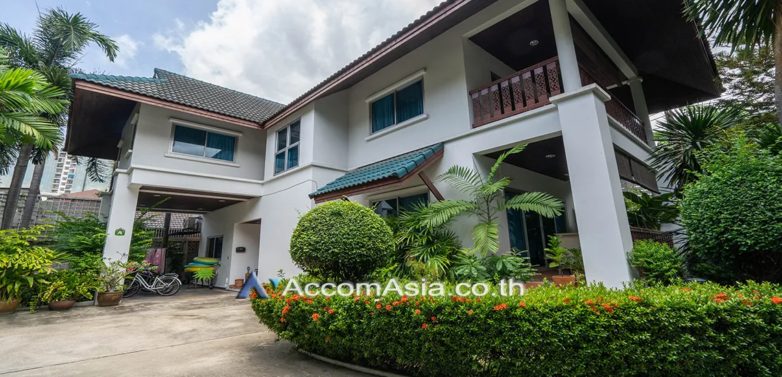  2  3 br House for rent and sale in Sukhumvit ,Bangkok BTS Phrom Phong at House in Compound 5001301