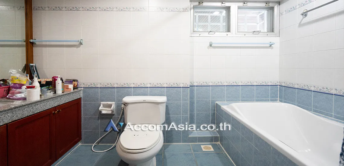 12  3 br House for rent and sale in Sukhumvit ,Bangkok BTS Phrom Phong at House in Compound 5001301