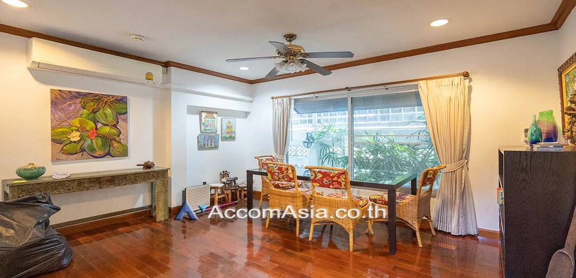  1  3 br House for rent and sale in Sukhumvit ,Bangkok BTS Phrom Phong at House in Compound 5001301
