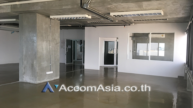  1  Office Space For Sale in Silom ,Bangkok BTS Sala Daeng at Skulthai Surawong AA25843