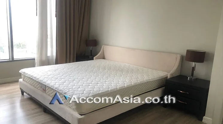 unit 3 Bedrooms  Condominium For Rent in Sathorn, Bangkok  near BRT Arkhan Songkhro - BTS Chong Nonsi (AA25920)