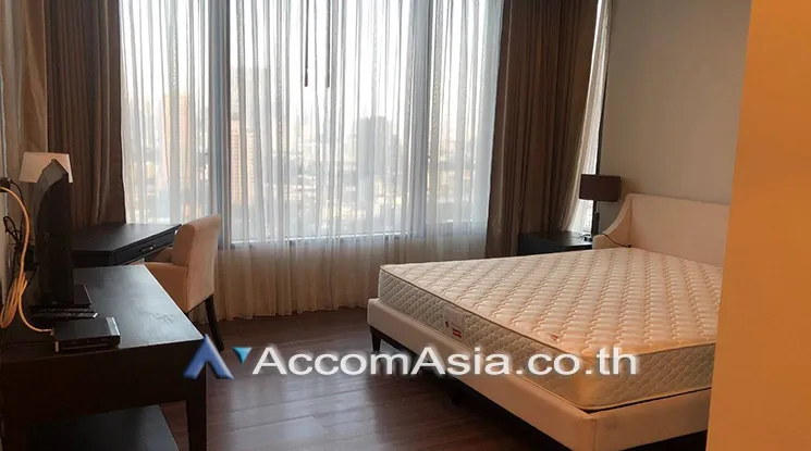 unit 3 Bedrooms  Condominium For Rent in Sathorn, Bangkok  near BRT Arkhan Songkhro - BTS Chong Nonsi (AA25920)