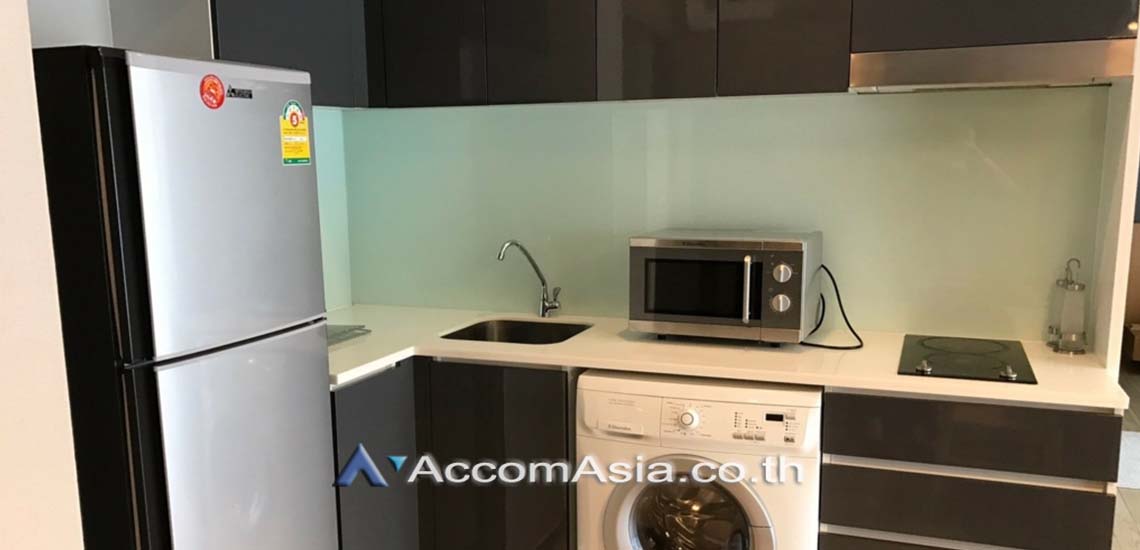 5  1 br Condominium For Sale in Sukhumvit ,Bangkok BTS Thong Lo at Noble Solo AA25925