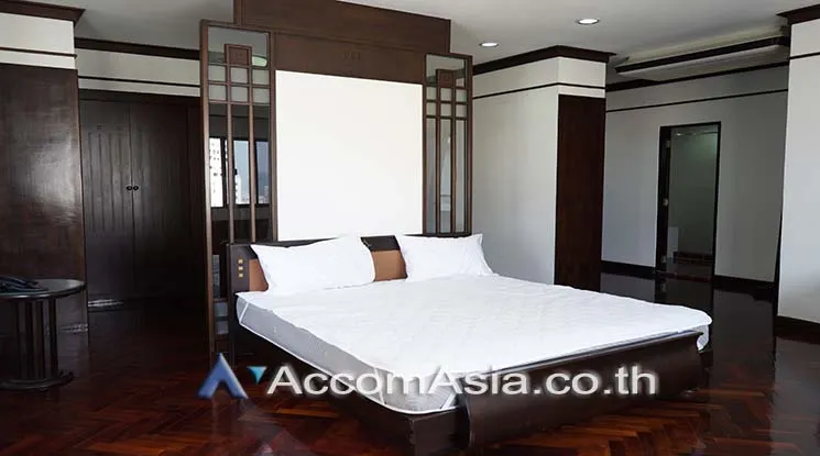 11  3 br Apartment for rent and sale in Sukhumvit ,Bangkok BTS Nana at Perfect for Pet lovers Apartment, near NIST Intl AA25931