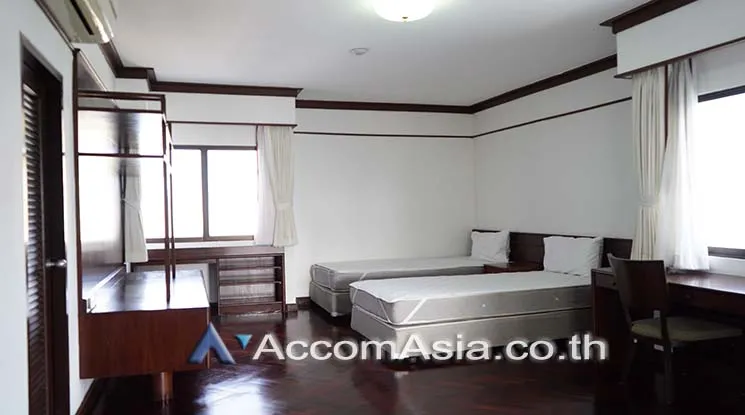 15  3 br Apartment for rent and sale in Sukhumvit ,Bangkok BTS Nana at Perfect for Pet lovers Apartment, near NIST Intl AA25931