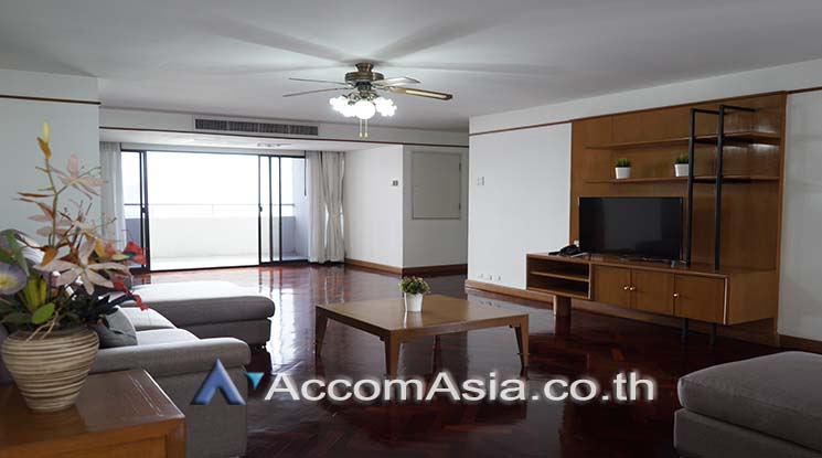  1  3 br Apartment For Rent in Sukhumvit ,Bangkok BTS Nana at Perfect for Pet lovers Apartment, near NIST Intl AA25932