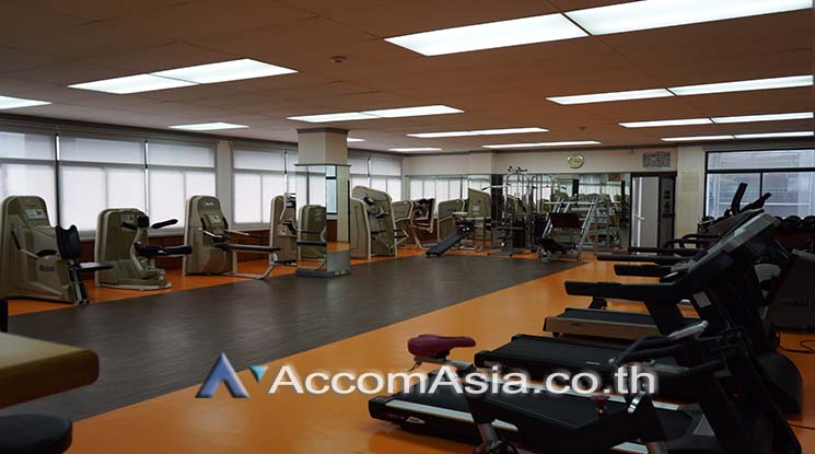 15  3 br Apartment For Rent in Sukhumvit ,Bangkok BTS Nana at Perfect for Pet lovers Apartment, near NIST Intl AA25932