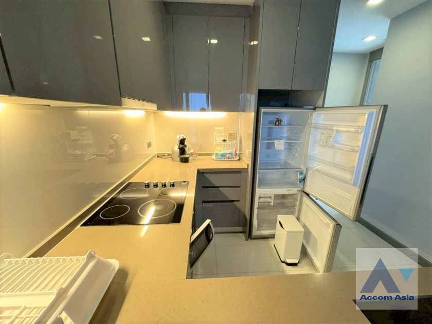 5  2 br Condominium for rent and sale in Silom ,Bangkok BTS Chong Nonsi at M Silom AA25936