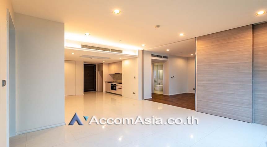 9  1 br Condominium For Sale in Charoen Nakhon ,Bangkok BTS Krung Thon Buri - BTS Surasak at The Bangkok Sathorn Taksin AA25985