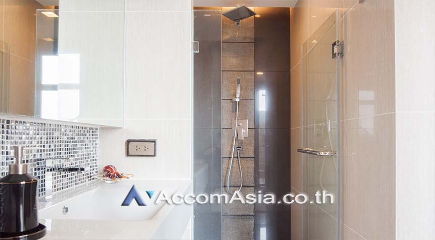 5  1 br Condominium For Rent in Sukhumvit ,Bangkok BTS Phra khanong at Rhythm Sukhumvit 44/1   AA25997