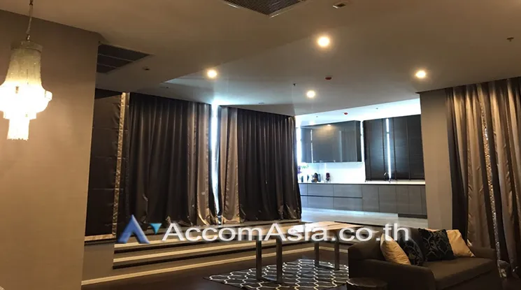  2  2 br Condominium For Rent in Ratchadaphisek ,Bangkok ARL Ramkhamhaeng - BTS Thong Lo at The Capital Ekamai Thonglor AA26006
