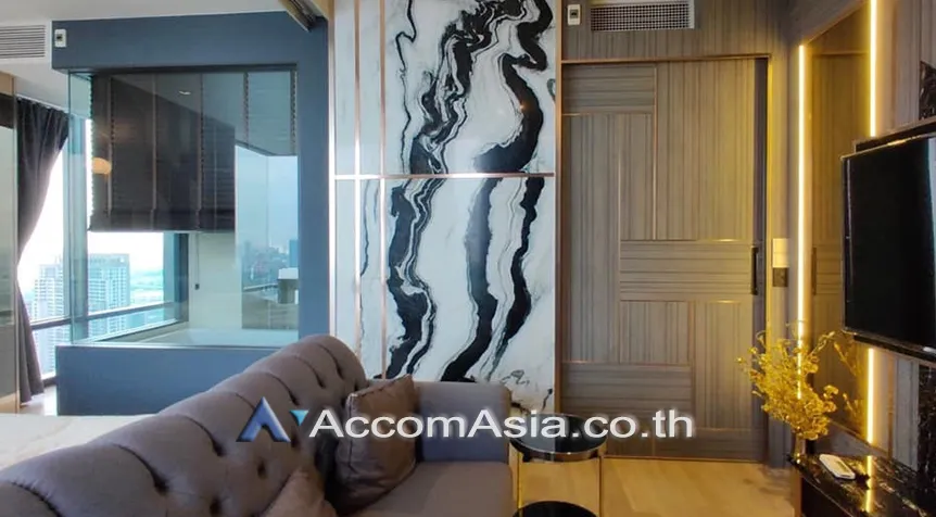 unit 1 Bedroom  Condominium For Rent in Silom, Bangkok  near BTS Chong Nonsi (AA26024)