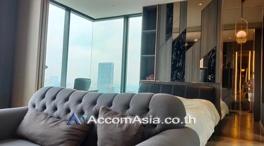 unit 1 Bedroom  Condominium For Rent in Silom, Bangkok  near BTS Chong Nonsi (AA26024)