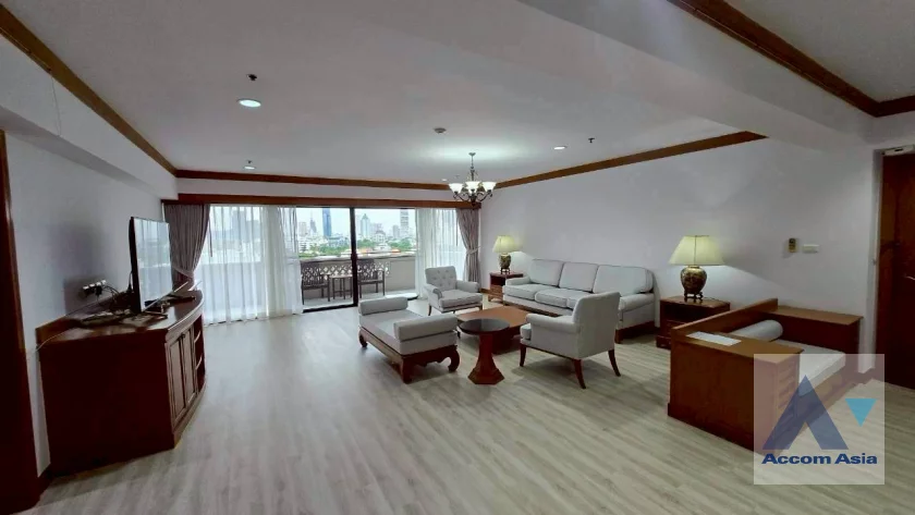  2  3 br Apartment For Rent in Sukhumvit ,Bangkok BTS Phrom Phong at High quality of living AA26027