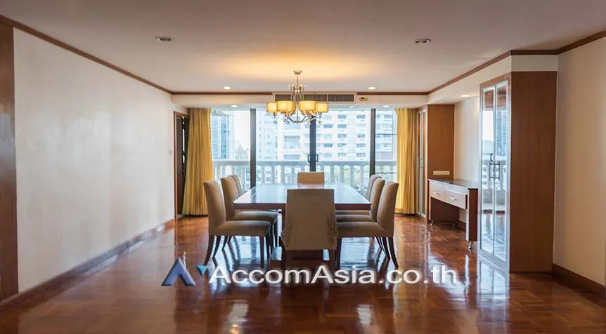 unitPet friendly |  4 Bedrooms  Apartment For Rent in Sukhumvit, Bangkok  near BTS Phrom Phong (AA26028)