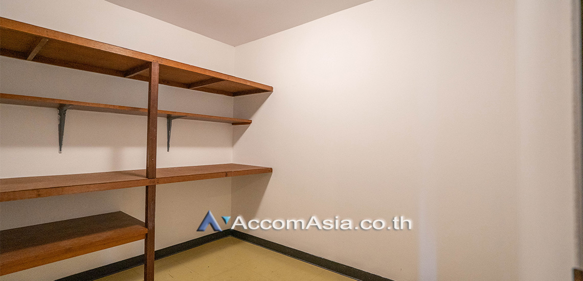 12  3 br Apartment For Rent in Sukhumvit ,Bangkok MRT Sukhumvit - BTS Asok at Peaceful and Pet-Friendly Residence in Asoke AA26032