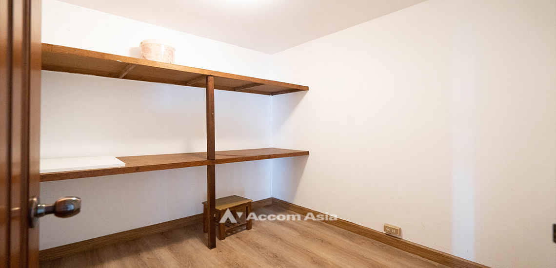 13  3 br Apartment For Rent in Sukhumvit ,Bangkok MRT Sukhumvit - BTS Asok at Peaceful and Pet-Friendly Residence in Asoke AA26034