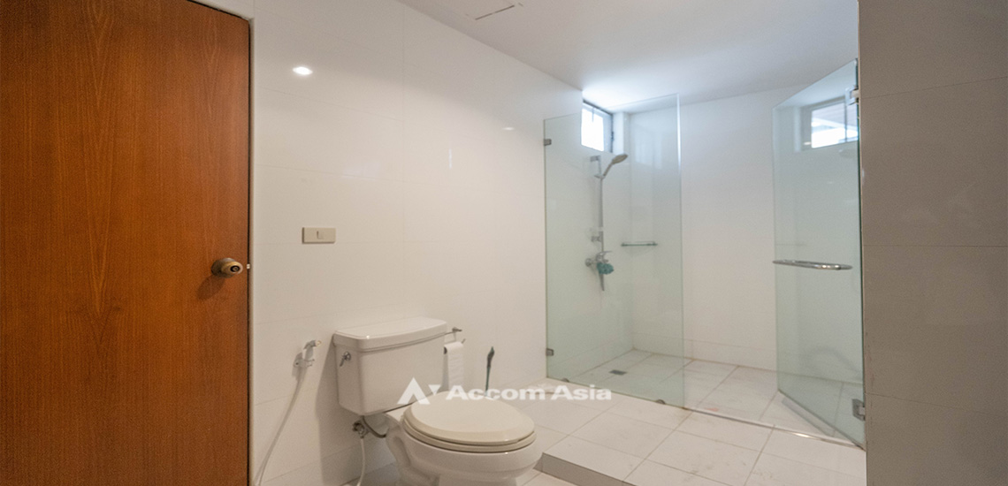 10  3 br Apartment For Rent in Sukhumvit ,Bangkok MRT Sukhumvit - BTS Asok at Peaceful and Pet-Friendly Residence in Asoke AA26034
