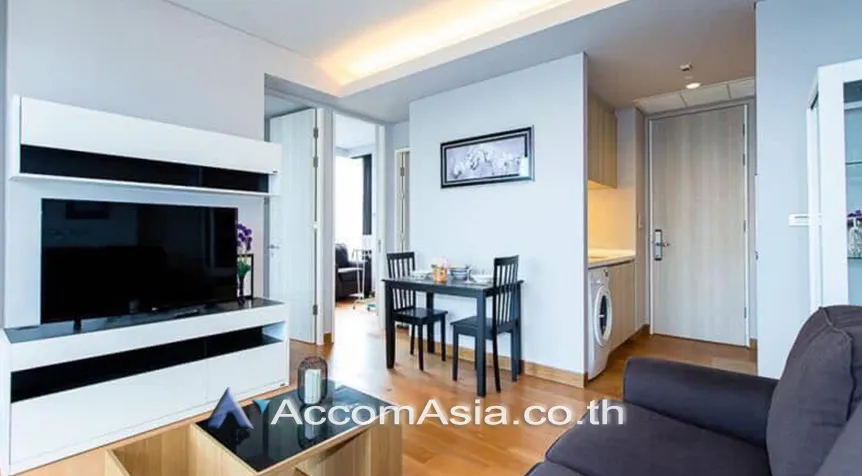 unit 2 Bedrooms  Condominium For Rent in Sukhumvit, Bangkok  near BTS Phrom Phong (AA26049)