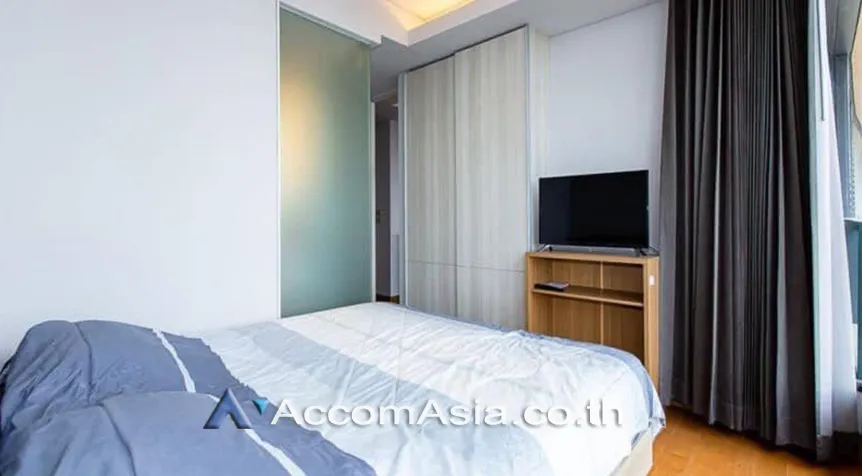 5  2 br Condominium For Rent in Sukhumvit ,Bangkok BTS Phrom Phong at The Lumpini 24 AA26049