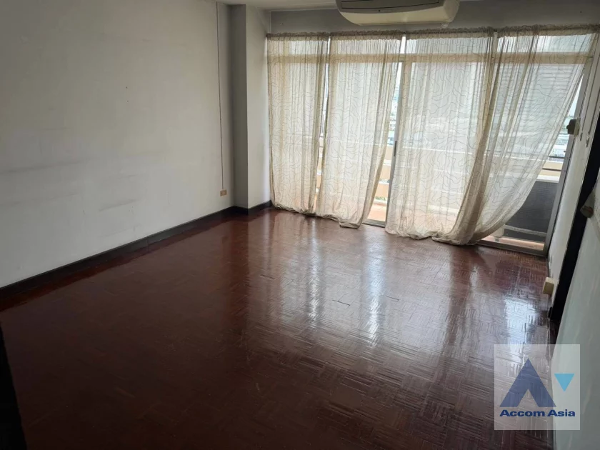 10  3 br Condominium For Sale in Sukhumvit ,Bangkok BTS Nana at The Heritage 24060