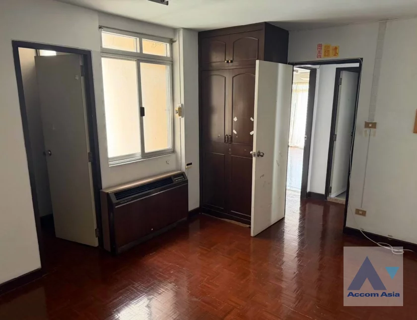 9  3 br Condominium For Sale in Sukhumvit ,Bangkok BTS Nana at The Heritage 24060