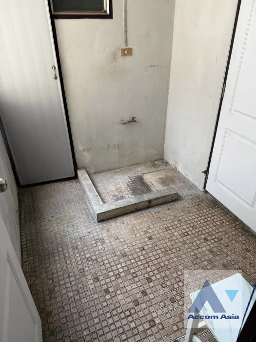 13  3 br Condominium For Sale in Sukhumvit ,Bangkok BTS Nana at The Heritage 24060