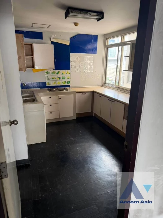 5  3 br Condominium For Sale in Sukhumvit ,Bangkok BTS Nana at The Heritage 24060