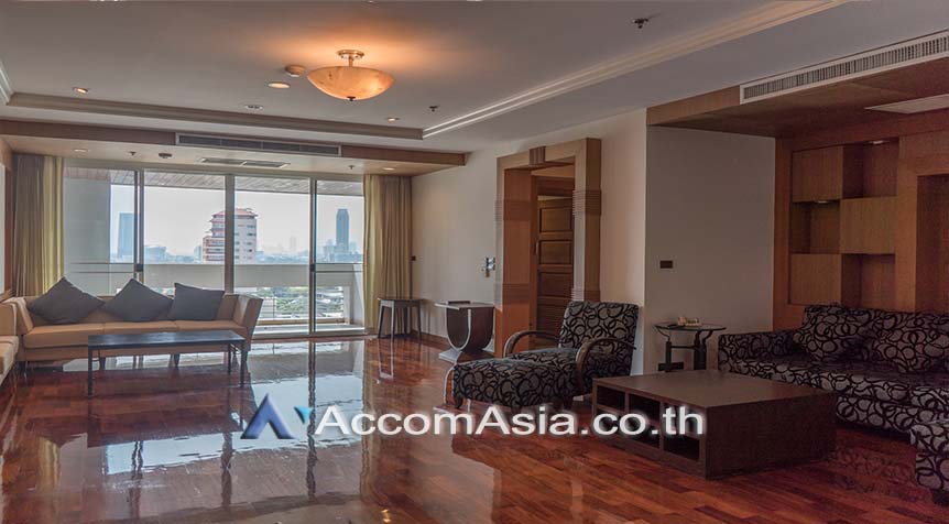  1  3 br Apartment for rent and sale in Sukhumvit ,Bangkok BTS Nana at Fully Furnished Apartment, Only 2 mins walk to BTS AA26129